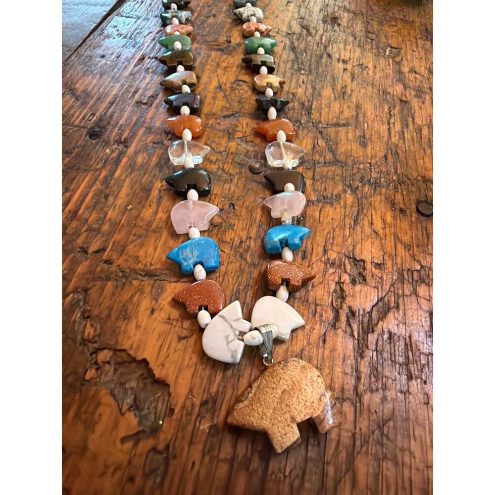 Vintage Zuni Style Bear Necklace - Picture 2 of 4
